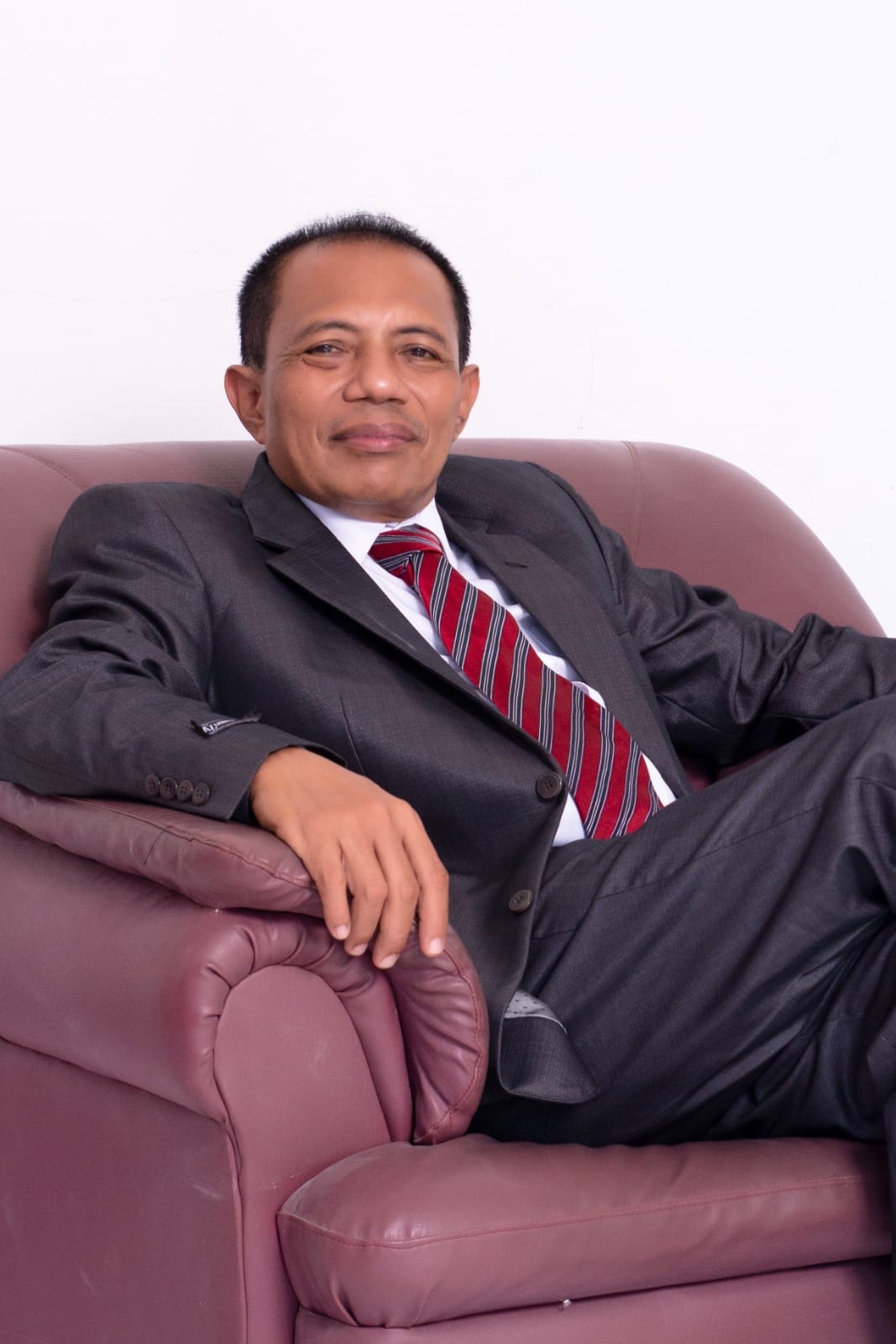 Prof. H. Iwan Harsono Berharap Putra Daerah Jabat Dirut PT. Bank NTB Syari’ah
