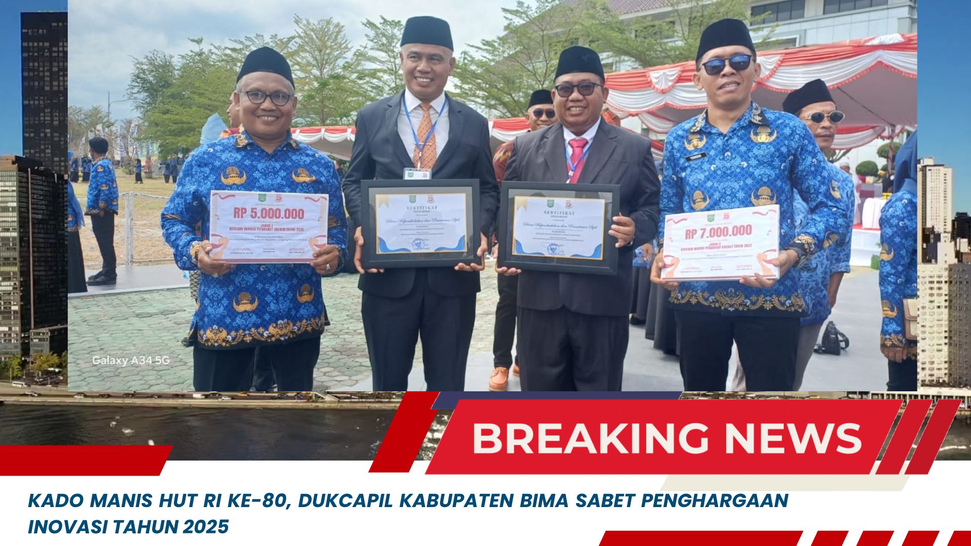 Kado Manis HUT RI ke-80, Dukcapil Kabupaten Bima Sabet Penghargaan Inovasi Tahun 2025
