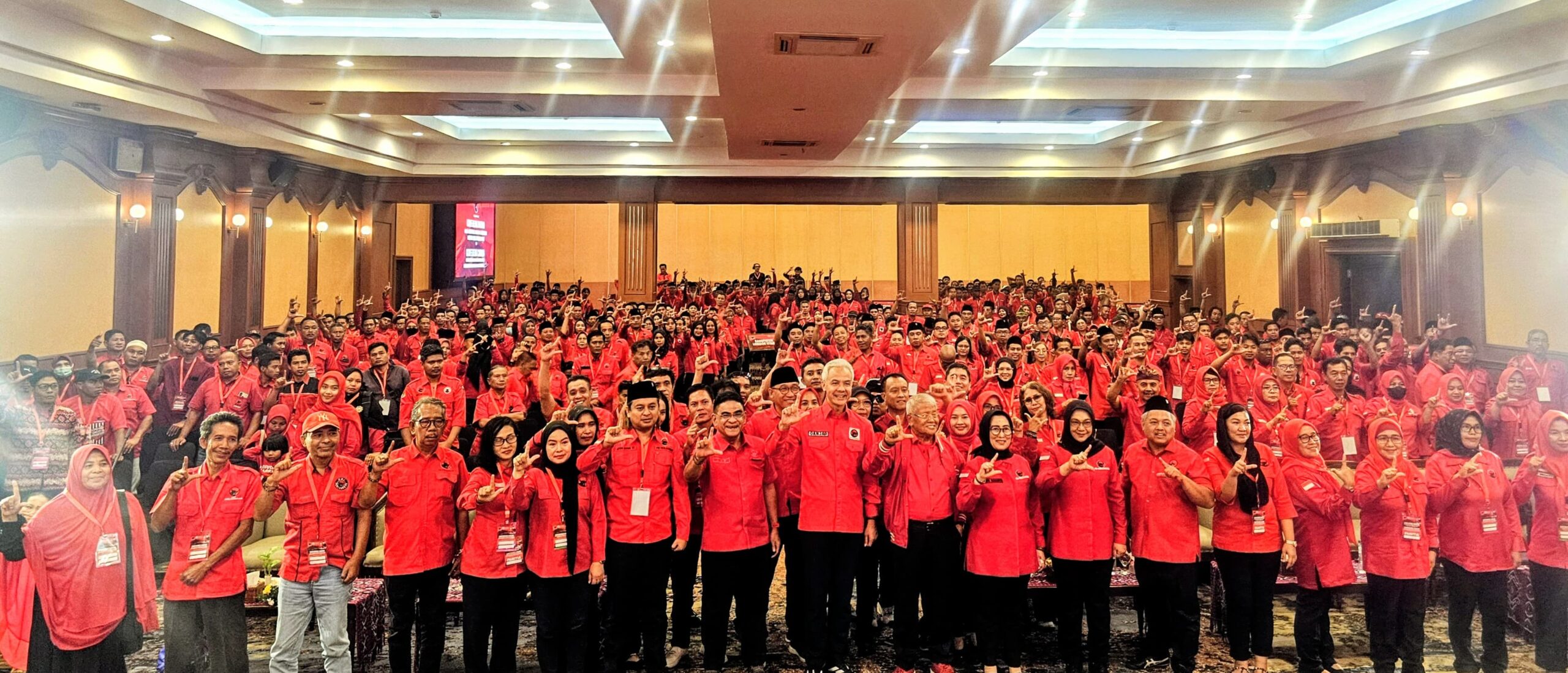 H. Rachmat Hidayat Kembali Pimpin DPD PDI Perjuangan NTB Periode 2025-2030