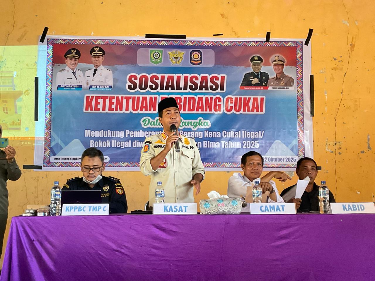 Bea Cukai dan Satpol PP Ajak Warga Palibelo Jual Rokok Legal