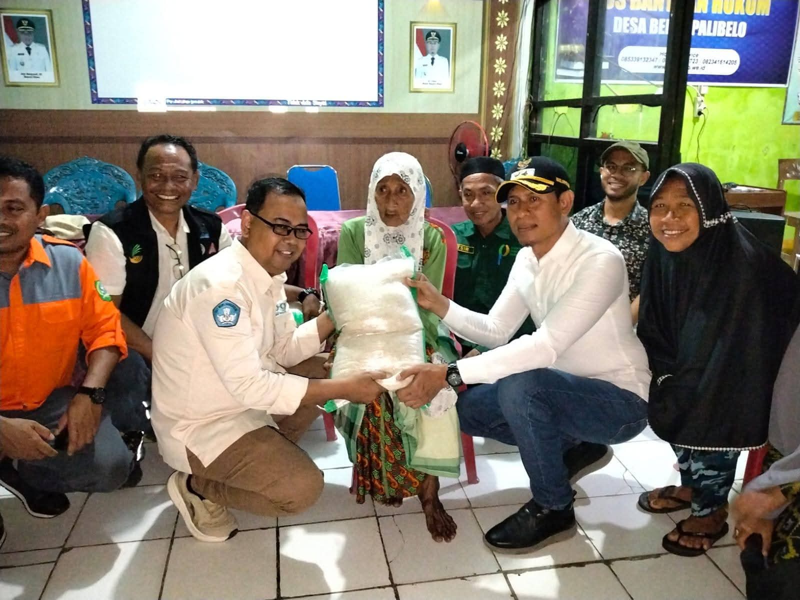 Peduli Korban Banjir, Pemerintah Kab Bima Salurkan 2 Ton Beras ke Palibelo